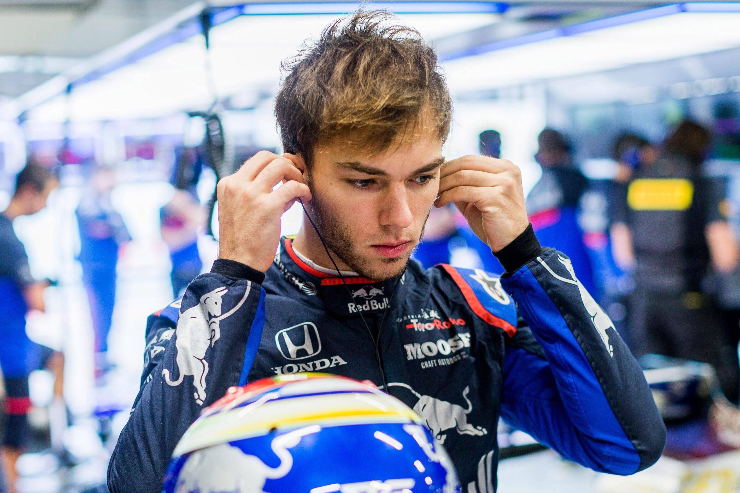 Pierre's. Пьер Гасли. Pierre Gasly гонщик. Пьер Гасли формула 1. Пьер Гасли 2021.