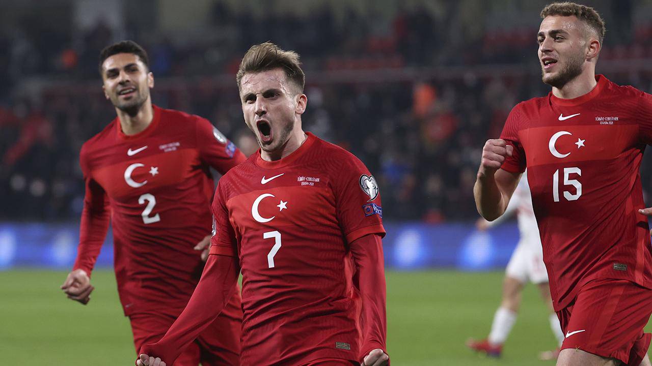 Halil Dervişoğlu'nu kiraladığı G.Saray'ın maçlarını izleyen İngiliz scoutlar, Kerem'e hayran oldu. Brentford, 23 yaşındaki yıldızla ilgili Halil'den bilgi aldı. Halil, çok iyi anlaştığı Kerem ile ilgili olumlu referans verdi.