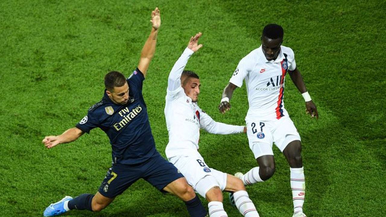 PSG ile Real Madrid, bugün TSİ 23.00’te Paris’teki Parc des Princes’te kozlarını paylaşacak. Büyük bir heyecana ve futbol şölenine sahne olması beklenen bu müsabakada ise İtalyan hakem Daniele Orsato düdük çalacak.