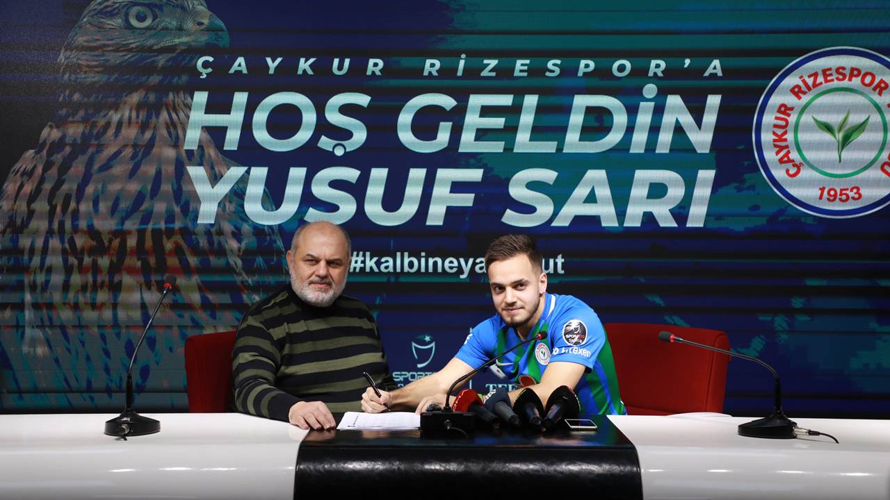 Yusuf Sarı, taraftarları çok sevdiğini, futbolun taraftarsız olamayacağını belirterek, "Taraftarlarımız sonuna kadar bize yardım etsin. Biz de onlar için her şeyi yaparız. Kendi adıma taraftar için her şeyi yaparım. Yeter ki bizimle olsunlar. Herkes bizimle birlikte kulübün içinde olsun. Biz de elimizden geleni mutlaka yapmaya çalışacağız." şeklinde konuştu. Adana Demirspor mücadelesinde yeşil-mavili forma ile ilk golünü attan Sarı, daha çok katkı sağlamak istediğini, takım başarısının çok daha önemli olduğunu sözlerine ekledi.
