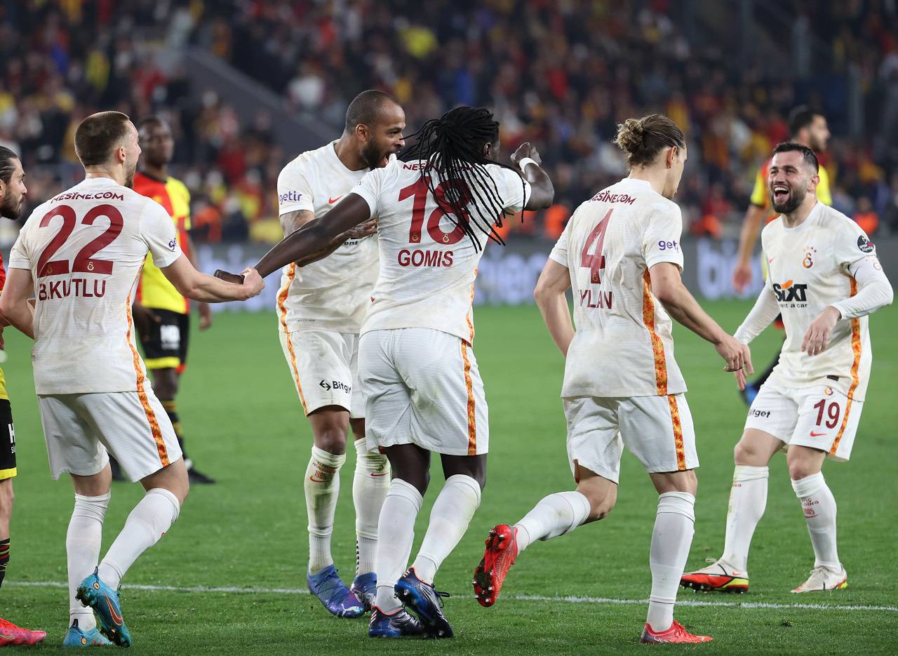 Galatasaray'da Gomis rüzgarı esiyor!