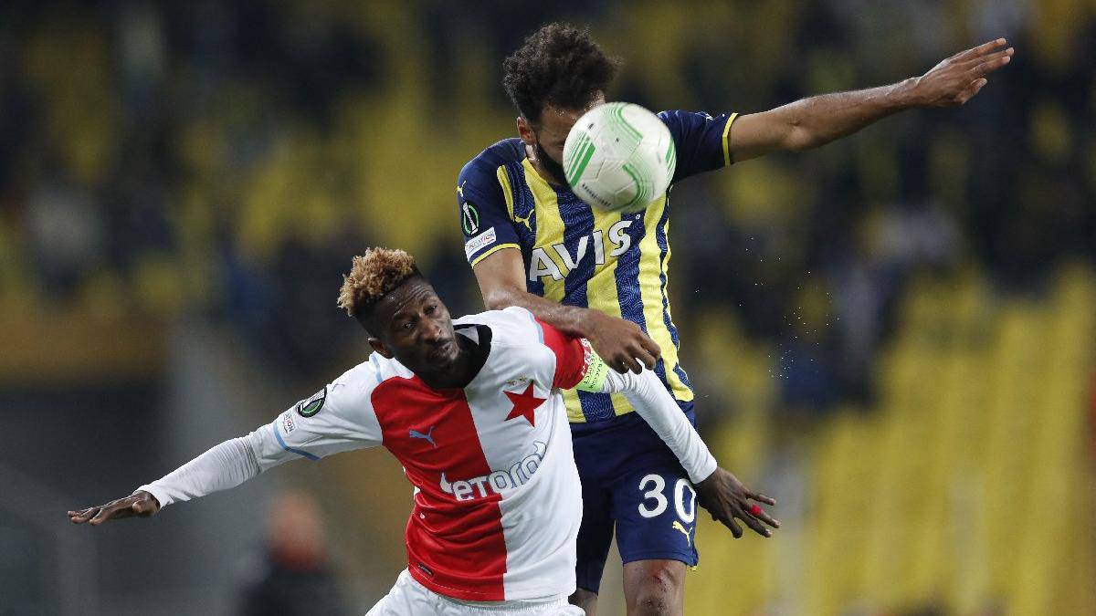 Konferans Ligi'nde Slavia Prag'a elenerek Avrupa'ya veda eden Fenerbahçe, rakibin sol kanadı Peter Olayinka'yı gözüne kestirdi. Teknik direktör İsmail Kartal'ın, 26 yaşındaki Nijeryalı için "Tam bir takım oyuncusu" yorumunu yaptığı ifade edildi.