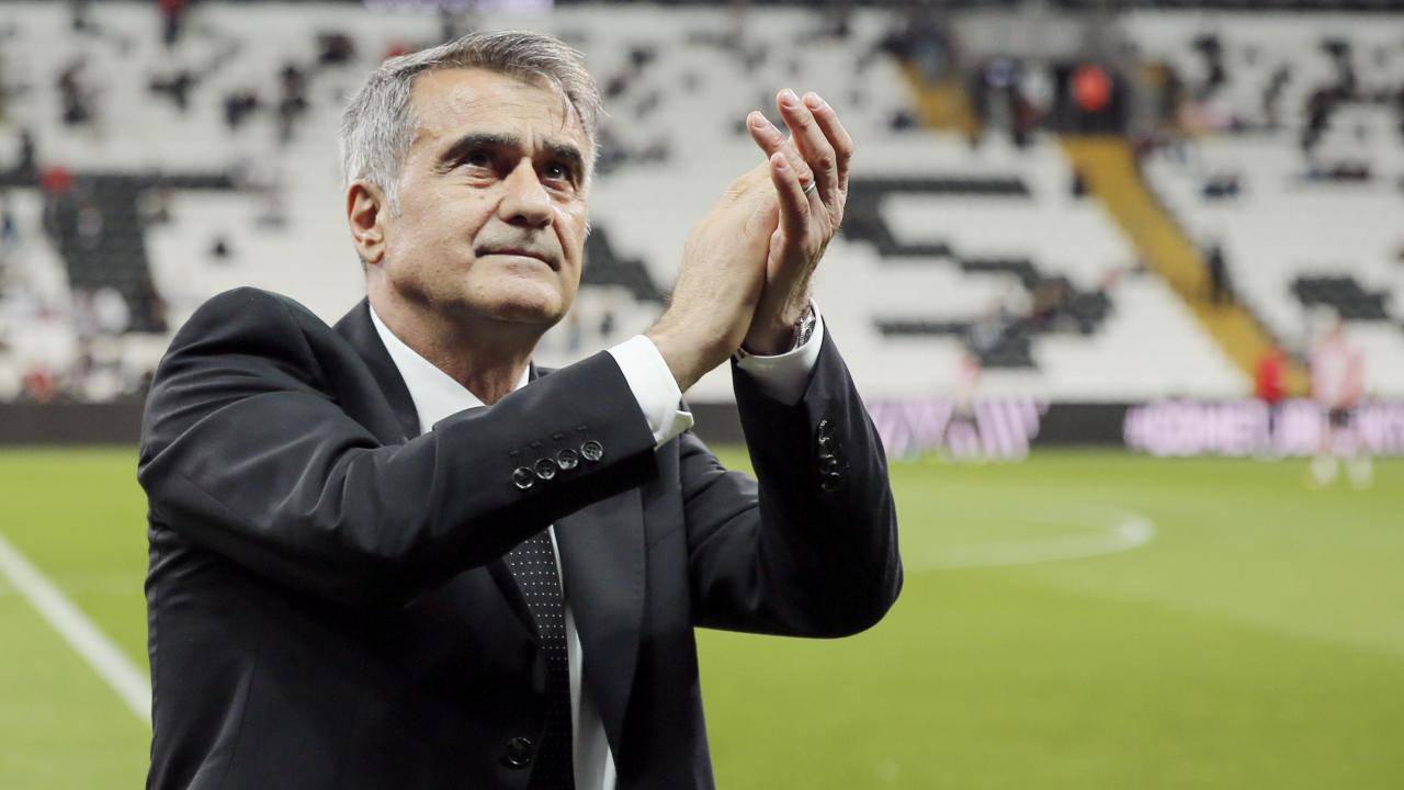 Başkan Ahmet Nur Çebi, söylentilerin önüne her ne kadar geçmeye çalışsa da başarılı olamadı. Yeni sezonda Kara Kartal’ın yeni hocasının Şenol Güneş olacağı yönünde birçok haber çıktı. Hem başkan hem yönetim Güneş ismini net bir dille yalanladı.