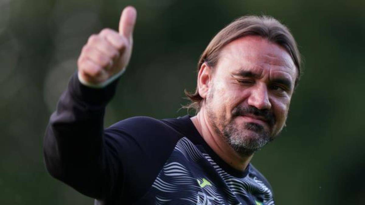 Sergen Yalçın ayrılığından sonra da Farke’yi gündemine alan Beşiktaş, Alman teknik adamdan “Sezon ortasında olmaz” yanıtı almıştı. Sezon sonuna yaklaşılırken, bu kez Farke’nin teklife daha farklı bakacağı gelen haberler arasında…