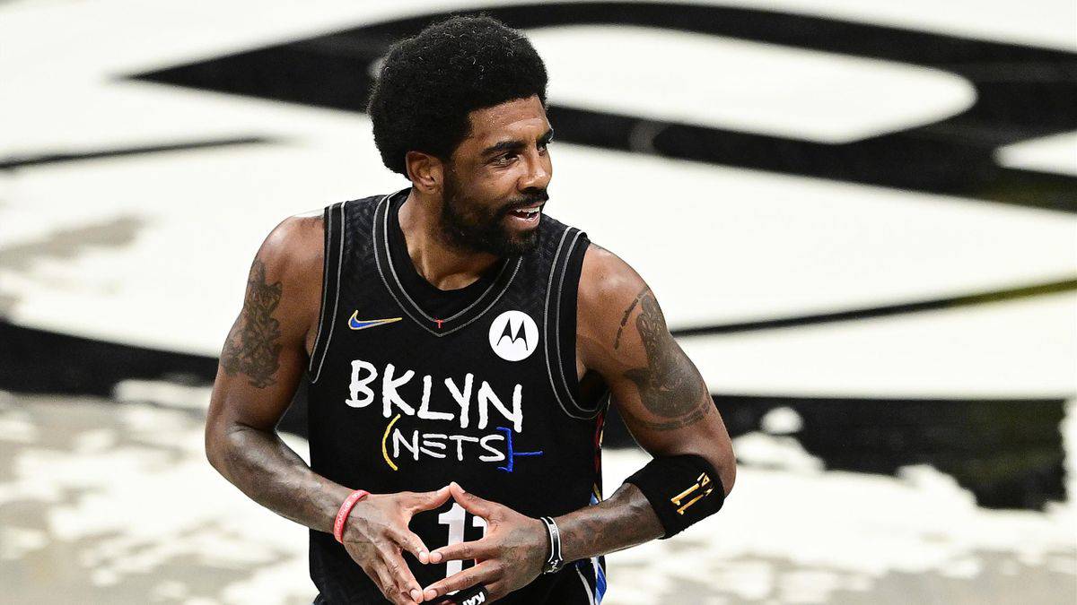 Irving böylece kendi adına sezonun en yüksek skoruna ulaştı. Andre Drummond 20 sayı, 14 ribaunt, Kevin Durant 14 sayı, 7 asistlik katkı sundu. Ev sahibi Hornets'ta Terry Rozier 30 sayı, 8 ribaunt, 3 top çalma, Miles Bridges 30 sayı ve LaMelo Ball 24 sayı, 7 asist, 5 ribauntla mücadele etti.