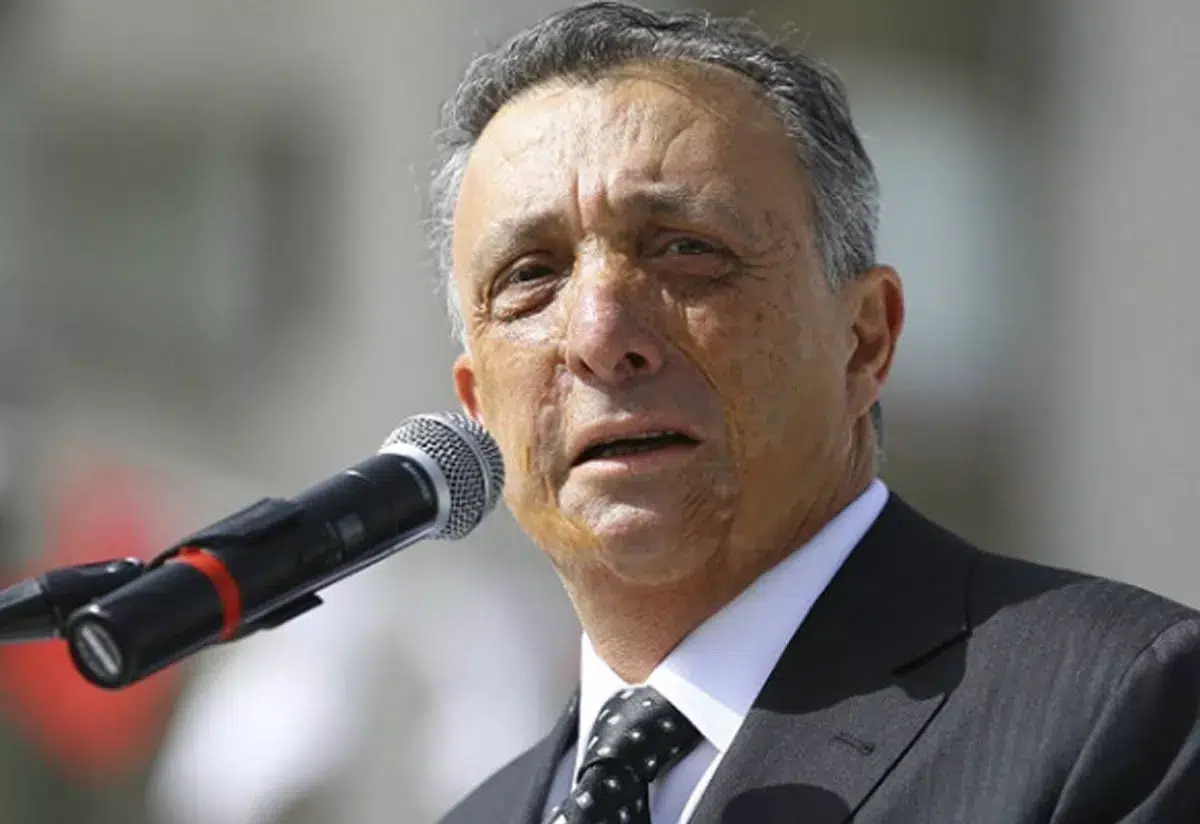 “Galatasaray ve TFF'den ertelemeyle ilgili bir istek gelmedi. Bu konuyla ilgili karar zaten bellidir. Kulüplerin oynadıkları maçlara, havanın şekline göre değişmez. Hava şartları uygunsa, maç oynanır.”