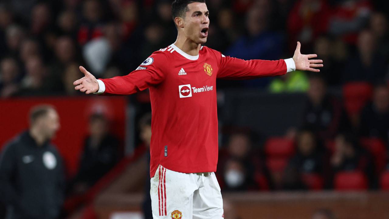 Manchester United, Tottenham’ı Ronaldo ile devirdi!