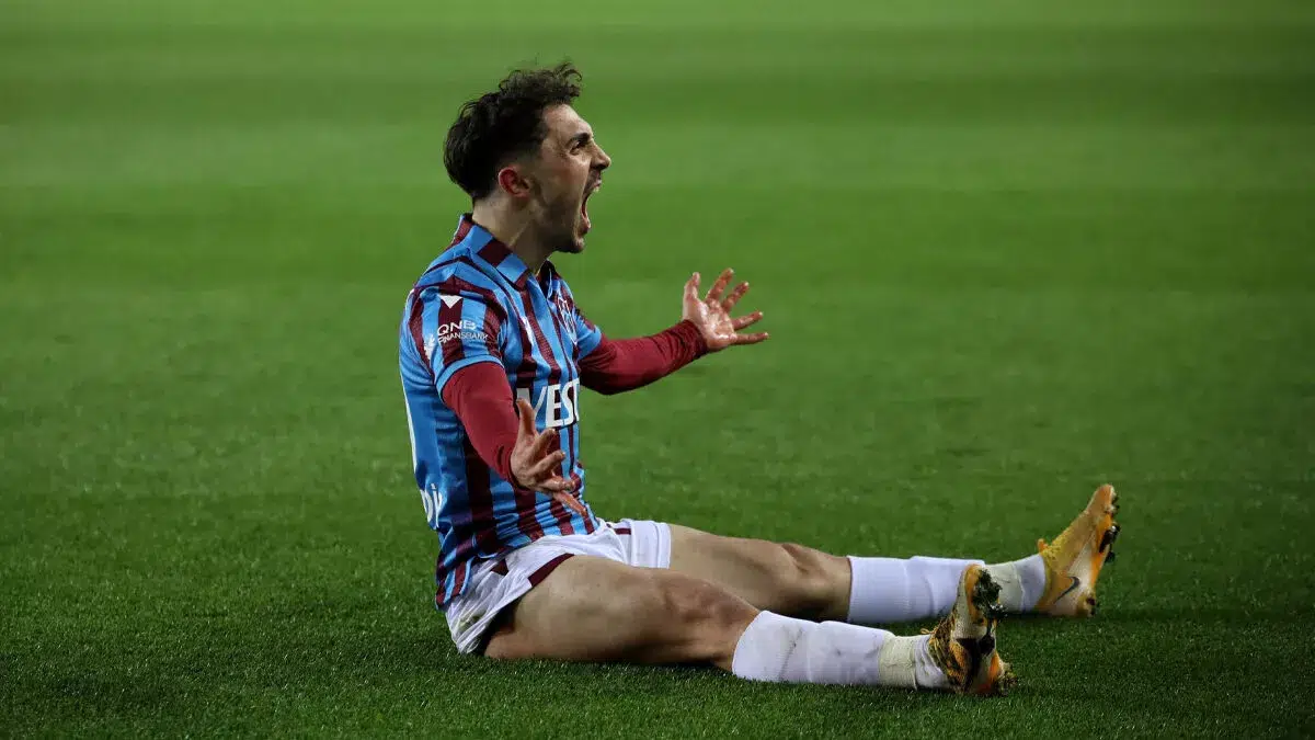 Abdülkadir, ilk olarak ligin 12. haftasında Beşiktaş karşısında deplasmanda 2-1 galip gelinen karşılaşmada attığı golle 3 puanın alınmasında önemli rol oynadı. Genç oyuncu, 13. haftada 3-0'lık Gaziantep FK maçında da takımının ilk golünü atarak galibiyete katkı sağladı.