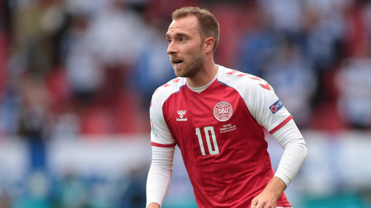 Daha sonra ise İngiltere Premier Lig ekiplerinden Brentford formasıyla sahalara geri dönen Christian Eriksen’e bir müjde de ülkesinden geldi. Danimarka Milli Takımı Teknik Direktörü Kasper Hjulmand, Eriksen’i 26 Mart’ta Hollanda ve 29 Mart’ta Sırbistan ile oynanacak hazırlık maçlarının aday kadrosuna çağırdı.