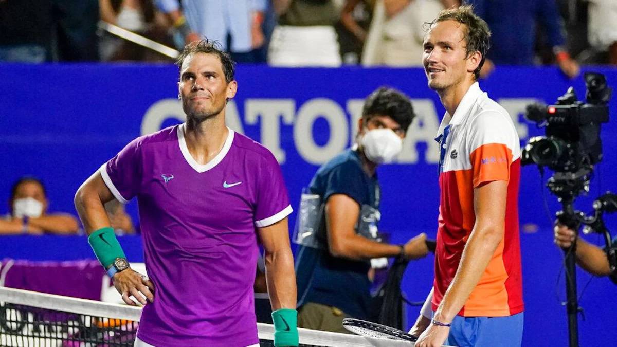 İngiliz bakan Huddleston, Rusya-Ukrayna savaşının ardından, hükümetin 27 Haziran'da başkent Londra'da başlayacak Wimbledon Tenis Turnuvası'nda Rus oyunculara ilişkin duruşuyla ilgili All England Lawn Tennis Club (AELTC) ile görüşmelerde bulunduklarını belirtti.