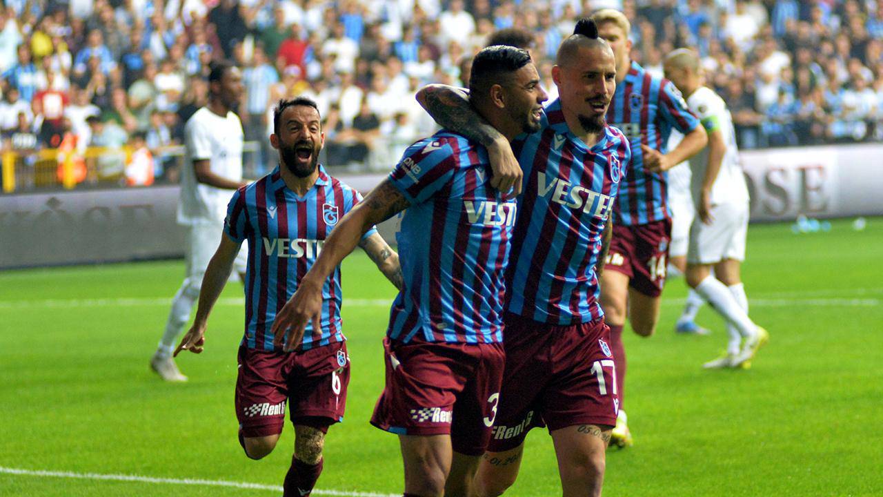 Fenerbahçe'nin 29 Nisan Cuma günü Gaziantep FK maçında puan yitirmesi halinde karşılaşma oynamadan bitime 3 hafta kala şampiyonluğa ulaşacak Karadeniz ekibine, sarı-lacivertli takımın galip gelmesi halinde ise Fraport TAV Antalyaspor karşısında 7. şampiyonluğu için 1 puan yeterli olacak.