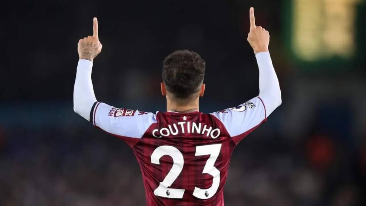 29 yaşındaki hücumcu, bu sezonun ikinci yarısında kadrosuna katıldığı Aston Villa ile şu ana kadar tamamı Premier Lig’de olmak üzere 16 maçta görev yaptı. Deneyimli oyuncu, bu süreçte takımına 4 gol ve 3 asistlik de skor katkısı verdi.