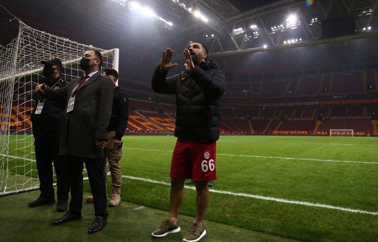 Galatasaray'da tecrübeli futbolcuya görev...