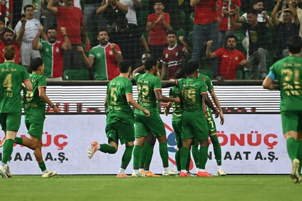 Amedspor, Erzurumspor FK'yi 3 golle geçti!