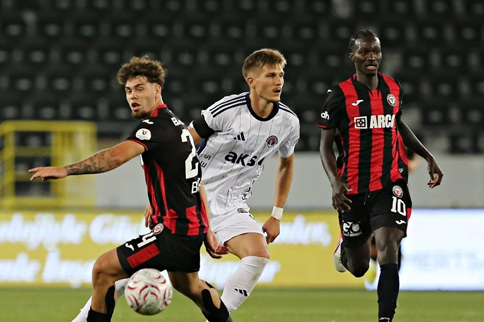 Kasımpaşa, Çorum FK deplasmanında tek golle güldü!