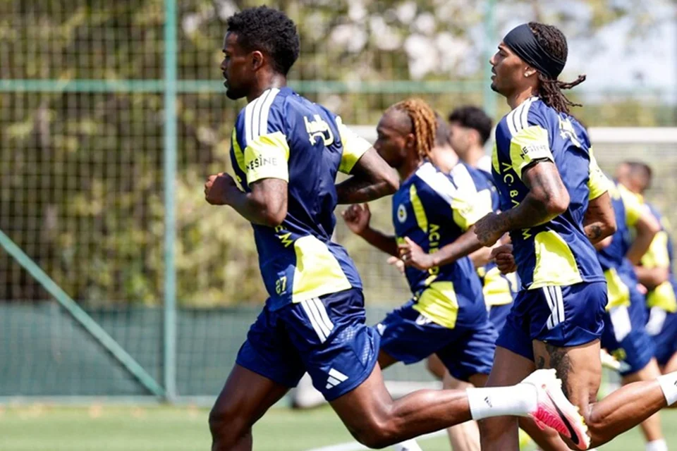 Fenerbahçe, Lyon maçı hazırlıklarına başladı!